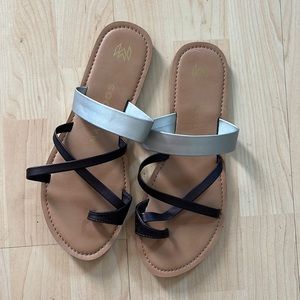 Malvados Sandals